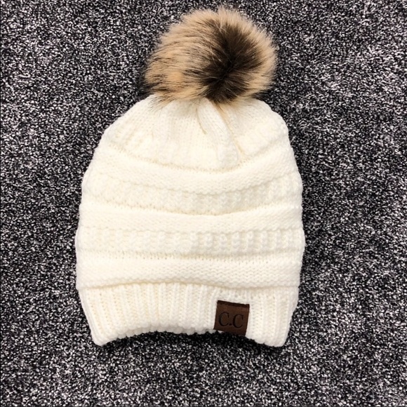 CC POM POM STYLE BEANIE - Picture 2 of 4